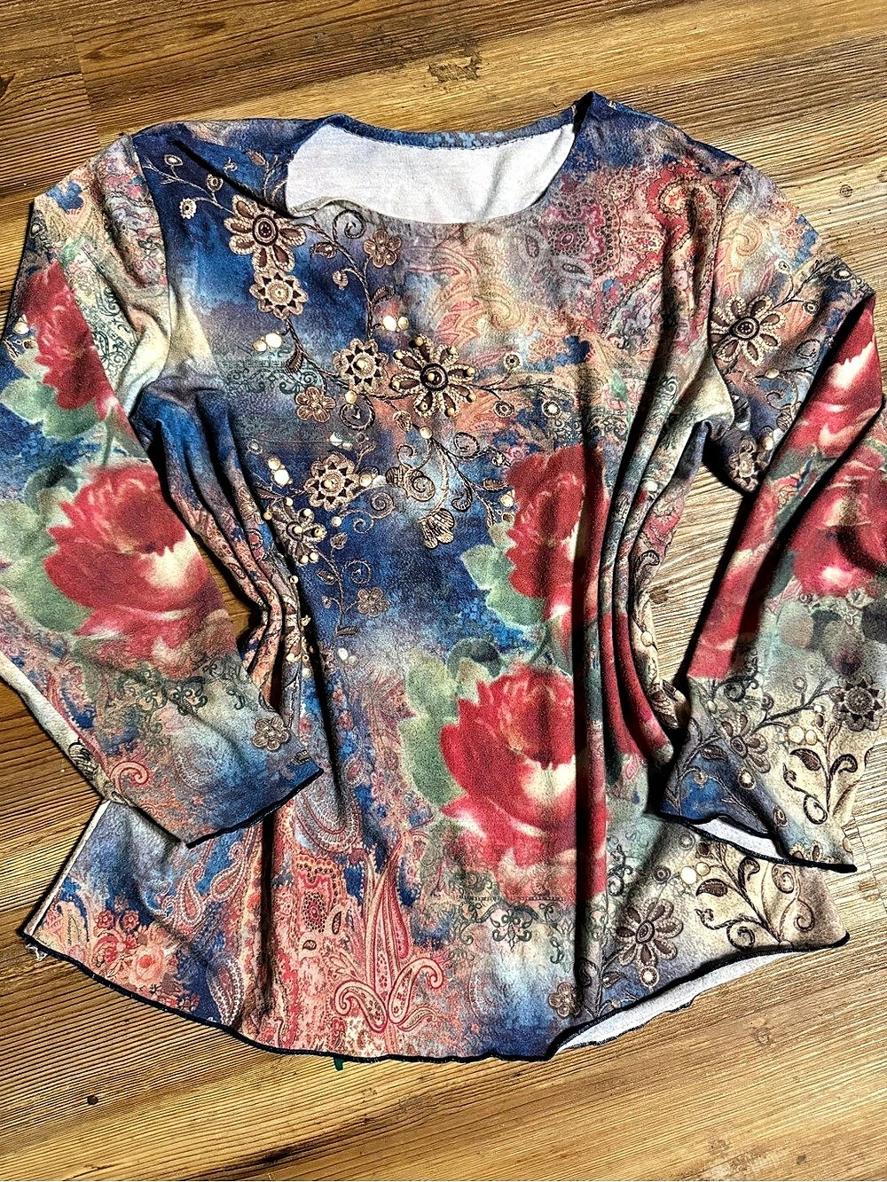 Vintage y2k Floral Long Sleeve Top in Blue & Red